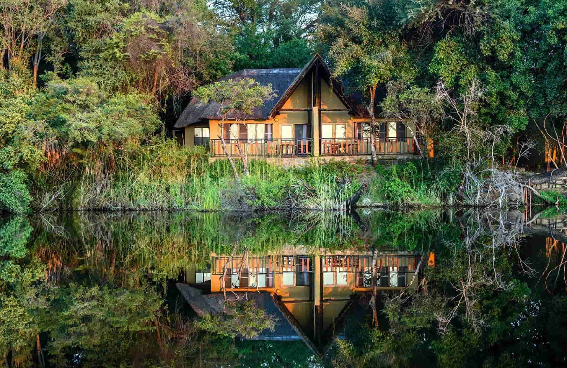 Namushasha River Lodge